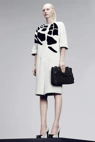 Look 1